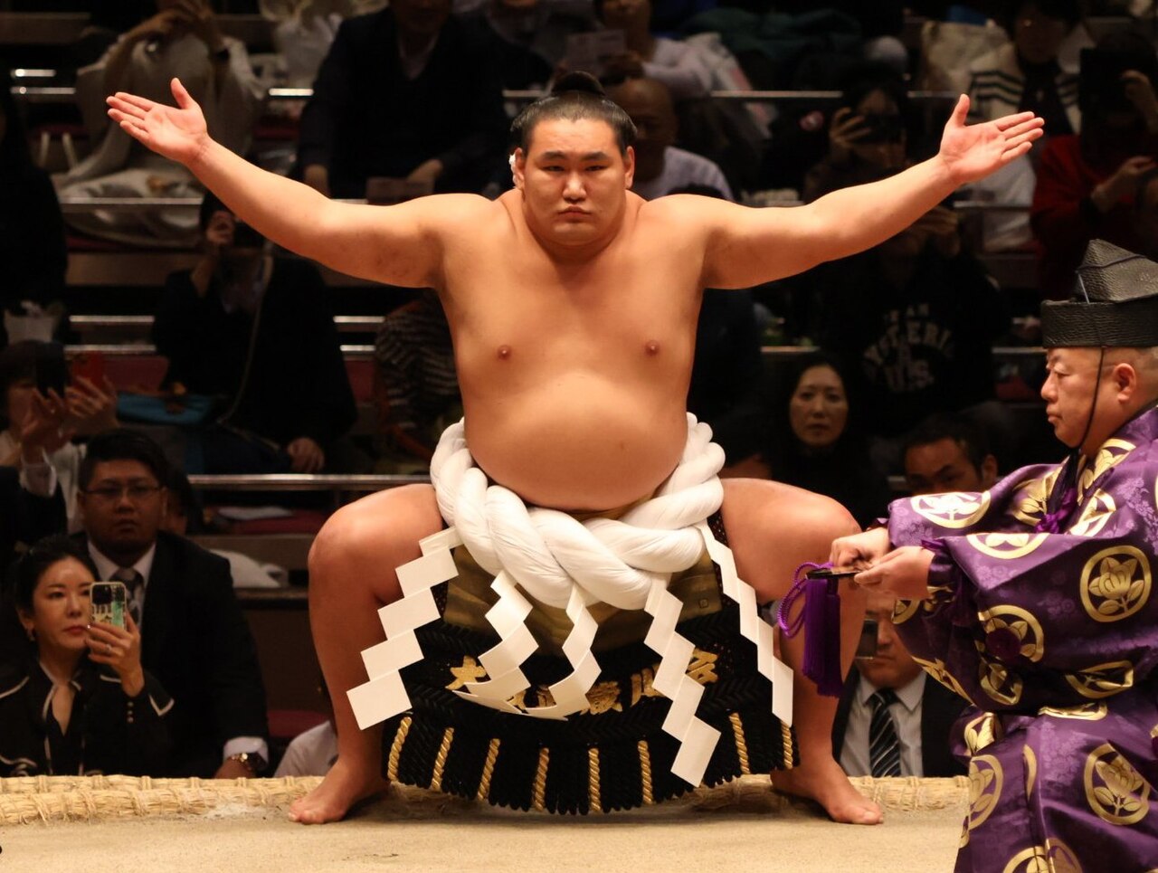 Yokozuna Hōshōryū